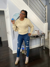 Load image into Gallery viewer, All Natural 4 oz Face & Body Coconut Oil with Blackseed Oil